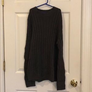 Grey long sleeve sweater